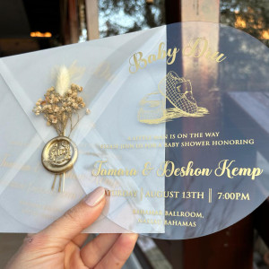 Baby Shower invitation, Acrylic Baby Shower invitation, Gold foil printing, Parchment envelope, Gold wax seal and dried flowers.